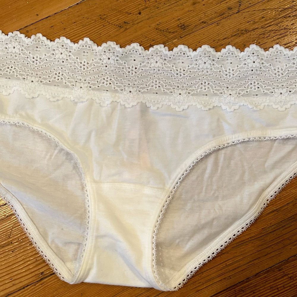 Victorias Secret Hipster Hiphugger Underwear